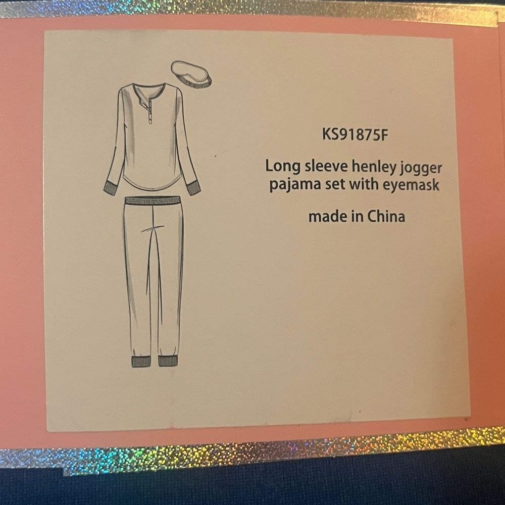 Kate Spade - Picture 4 of 4